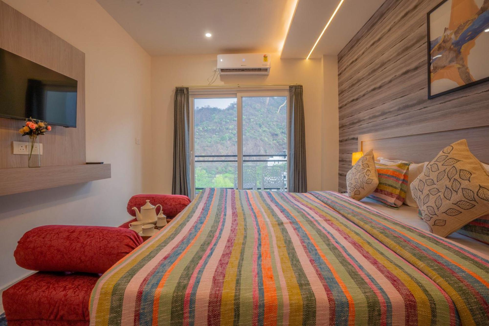 Perfectstayz Alpine Near Laxman Jhula Rishikesh Exterior photo